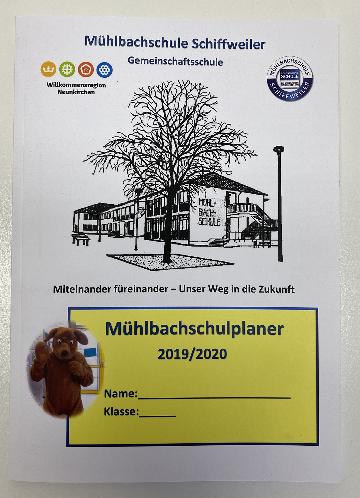 Hausaufgabenbuch für Schulen